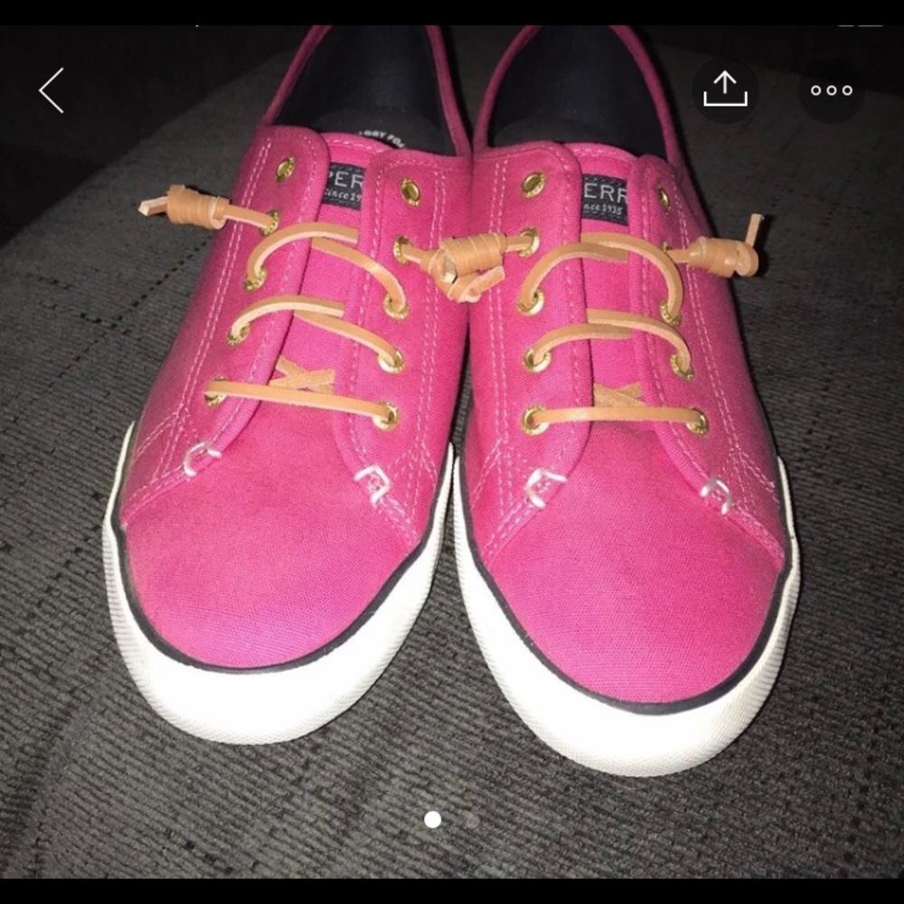 Hot pink Sperrys